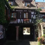 Schriner Huess - Locations De Avec Piscine Et Parking Prive Apartment Beblenheim