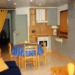 Apartament Schriner Huess - Locations De Avec Piscine Et Parking Prive *