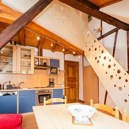 アパート Schriner Huess - D'hotes & *