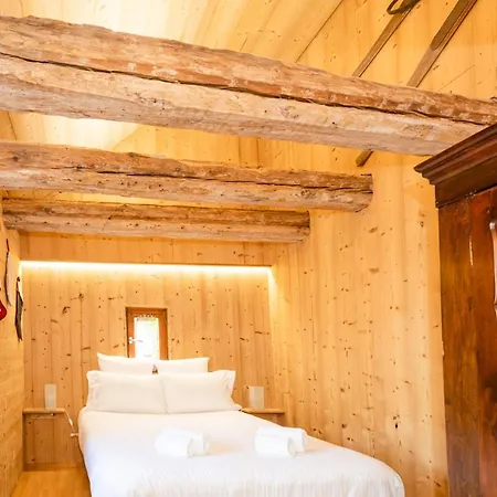 Schriner Huess - D'hotes & アパート ベーブレンハイム