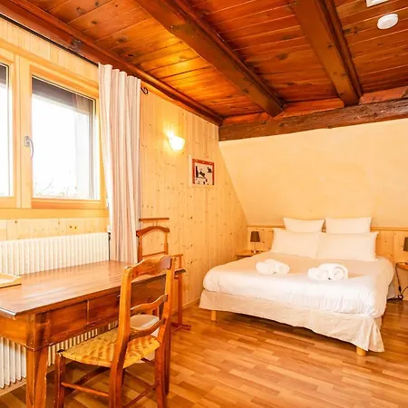 Schriner Hüss - Locations De Avec Piscine Et Parking Privé Apartamento