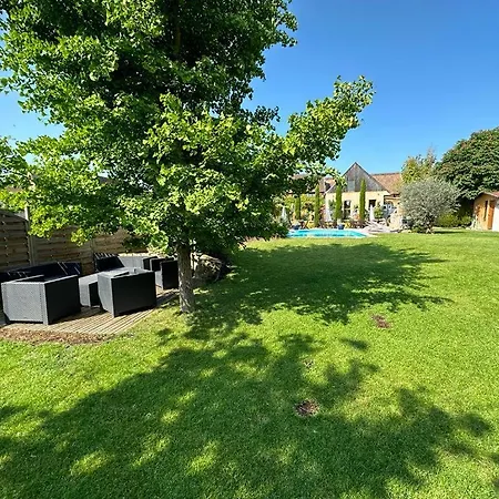 Apartamento Schriner Hüss - Locations De Avec Piscine Et Parking Privé