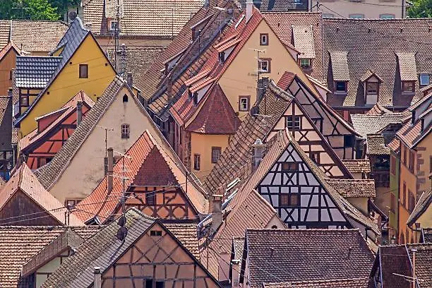 Appartement Schriner Huess - Locations De Avec Piscine Et Parking Prive