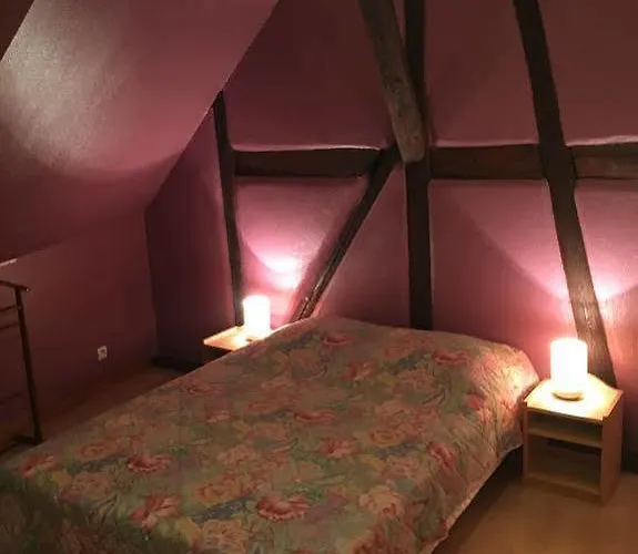 Schriner Huess - Locations De Avec Piscine Et Parking Prive Appartement